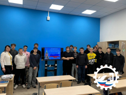 12 декабря — День Конституции